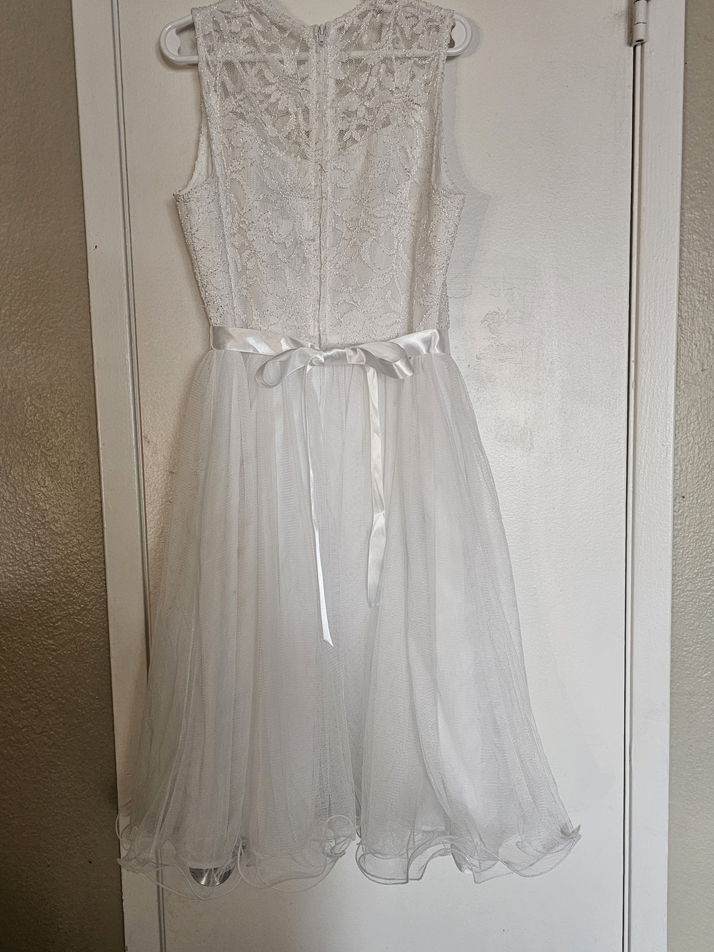 Rare Editions White Lace & Tulle Girls Formal Dress - Picture 2 of 14